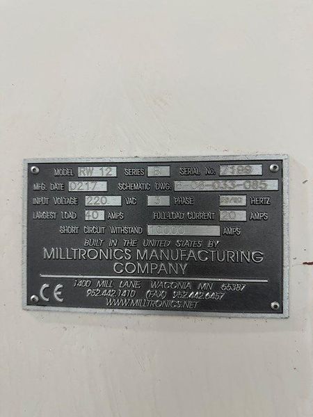 Milltronics RW12 3 Axis Vertical Machining Center