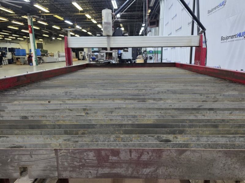 Maxiem 2030 6′ 7″ x 10′ CNC Waterjet