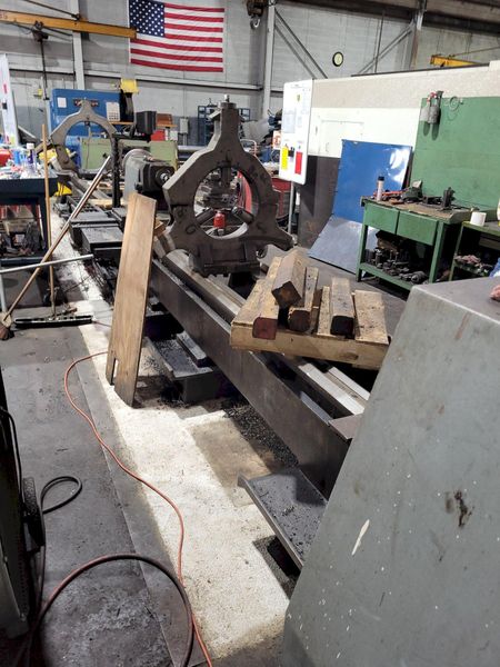 Poreba / Polamco 31.5/42.5" X 236" Model TPK-80A/6M  Gap Bed Engine Lathe.