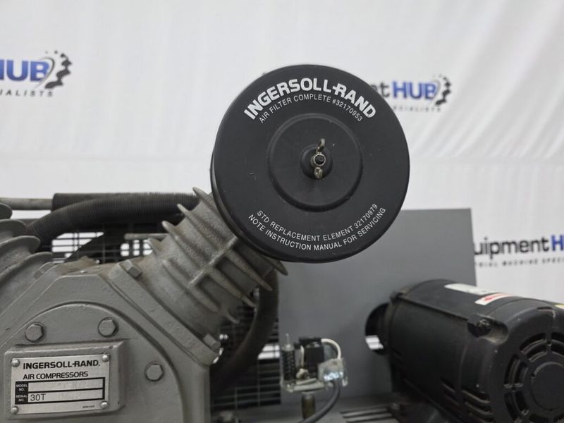 Ingersoll-Rand 2475N7.5 7.5 HP Air Compressor