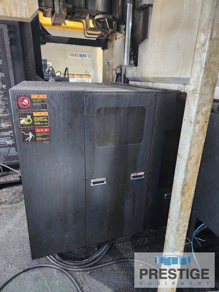 Doosan DCM-2740F, X-167", Y-125", 106" B/C, 161" x 86" Tbl, Fanuc 31iB, 90 Station ATC, Rt Angle Head, 2017, #43022