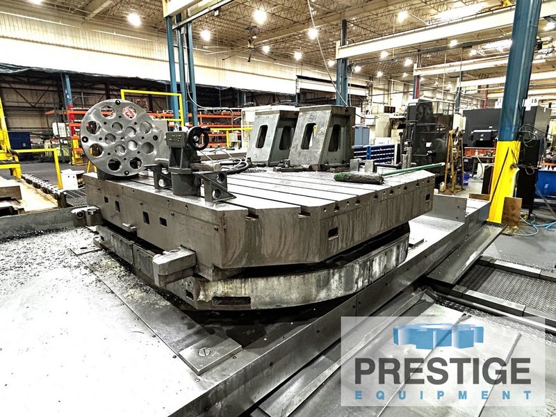 5.12" Toshiba BTD-13R22, X-118",Y-90", #50, 2500 RPM, (2) 70" x 86" Pallets, 60-ATC, 40 HP, Tosnuc 777 CNC #43352
