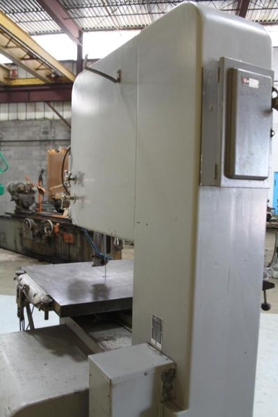 26' DOALL MODEL #V-26 VERTICAL BAND SAW: STOCK #63110