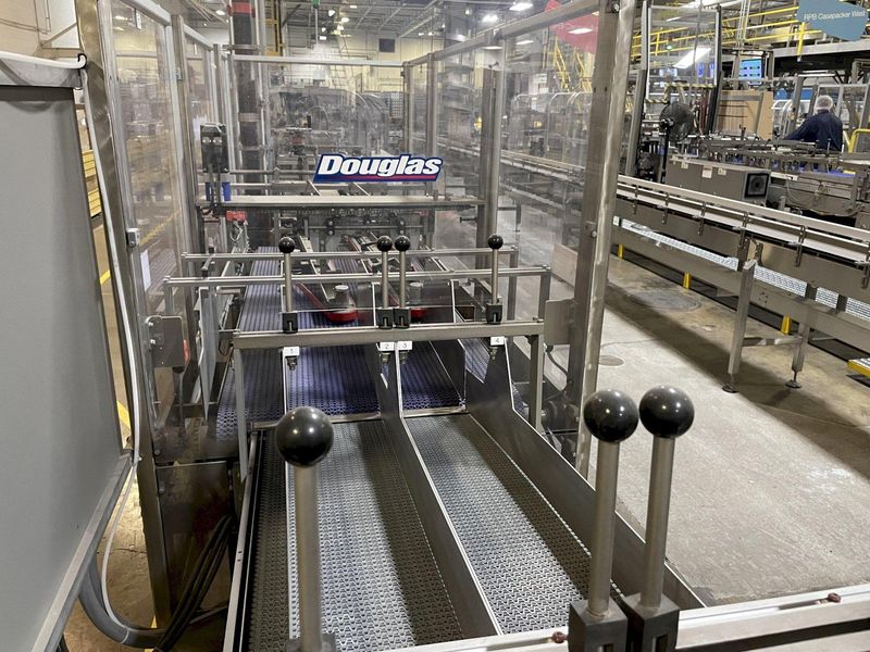 Douglas Spectrum Cartoner / Multipacker.
