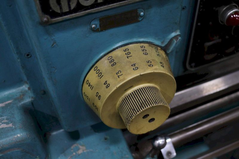 16-1/2" X 30" MONARCH MODEL #612 ENGINE LATHE: STOCK #73618