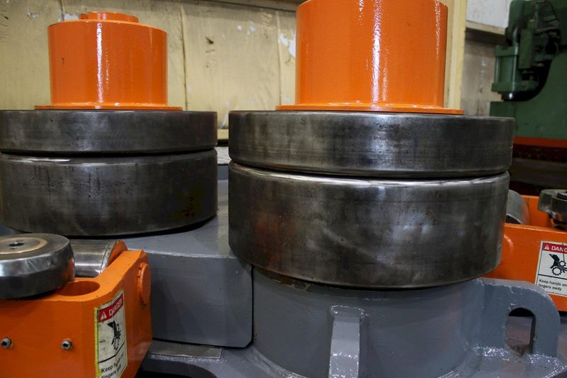 6" X 6" X 1" ROUNDO MODEL #R-7-S  ANGLE ROLLS: STOCK #73523