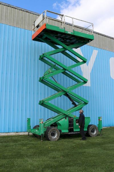JLG MODEL #4394RTL SCISSOR LIFT: STOCK #72961