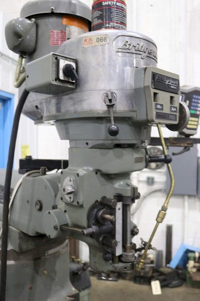 2 HP BRIDGEPORT RAM TYPE VERTICAL MILL: STOCK #72640