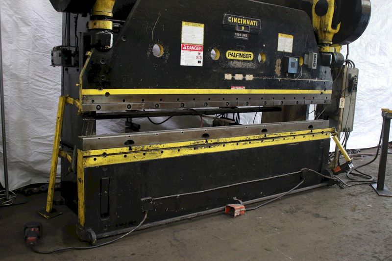 225 TON X 12' CINCINNATI PRESS BRAKE: STOCK #72012