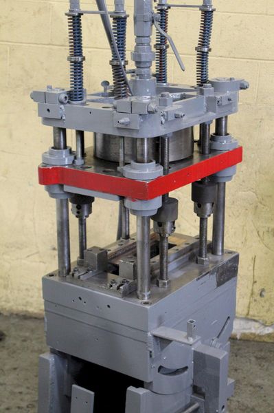8 TON PNEUPOWER PRE-PUNCH / CUTOFF PRESS: STOCK #69909
