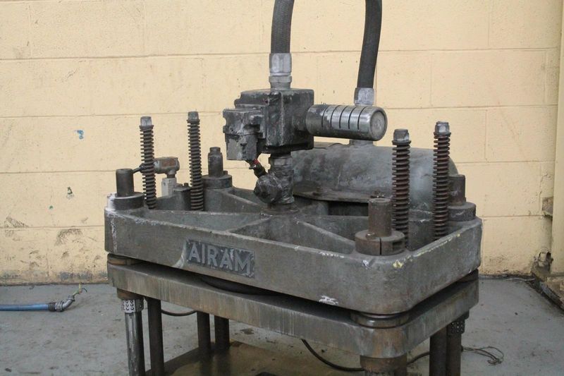12 TON AIRAM 4 POST PNEUMATIC CUTOFF PRESS: STOCK #65978