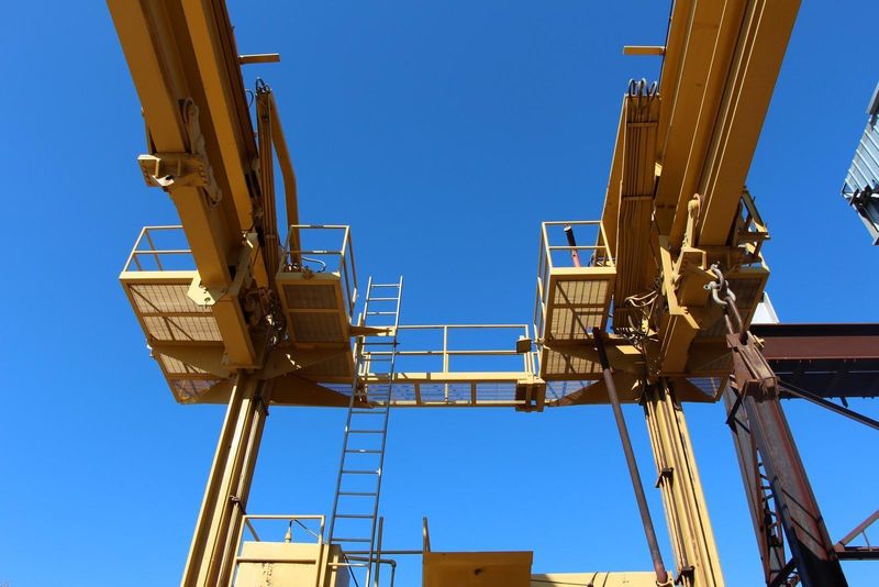40 TON X 40' DROTT POWERED MOBILE GANTRY CRANE: STOCK 64423