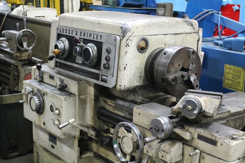 18" SWING X 30" LODGE AND SHIPLEY ENGINE LATHE STOCK #64368