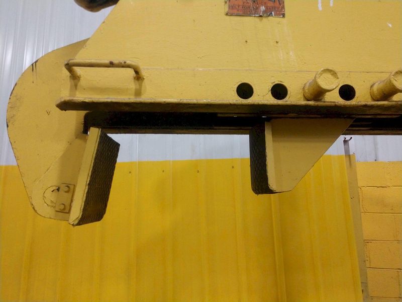 10,000 LB 5 TON ACCO MANSAVER MODEL G1616 SINGLE RIM VERTICAL COIL LIFTING TONG SCISSOR TYPE COI