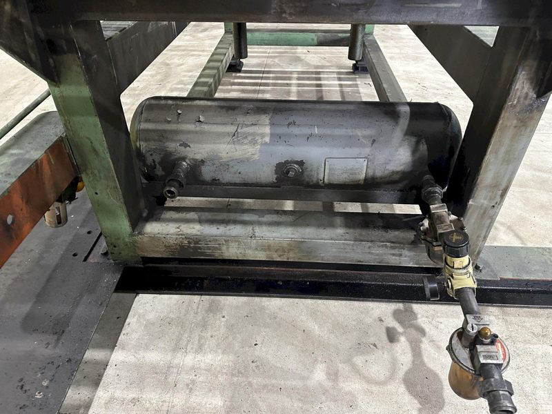36" DAHLSTROM MODEL #16AHT CUT TO LENGTH LINE HUMP TABLE: STOCK 19767