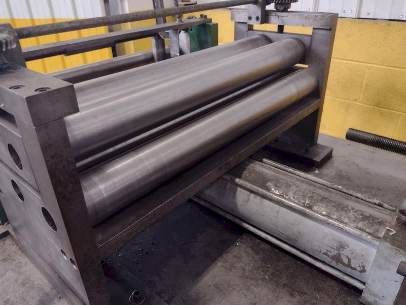 24" TRIAD DESIGN & MFG FEEDER: STOCK #17013
