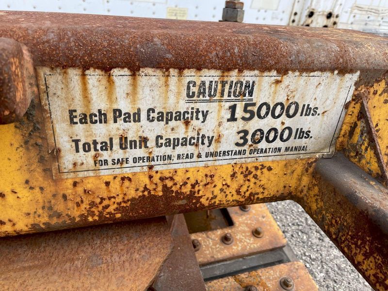 15,000 LBS X 20' UNIVAC MODEL #HG-55 VACUUM SHEET LIFTER: STOCK #13354