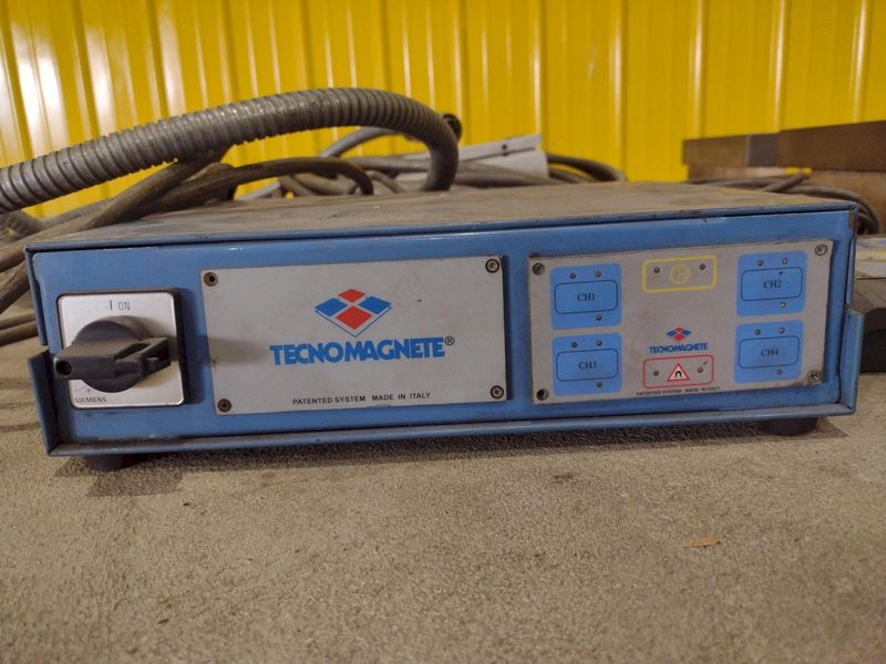14" x 29" TECNOMAGNETE MODEL #QX408UMK6 MAGNETIC SURFACE CHUCK & CONTROLS: STOCK #20551