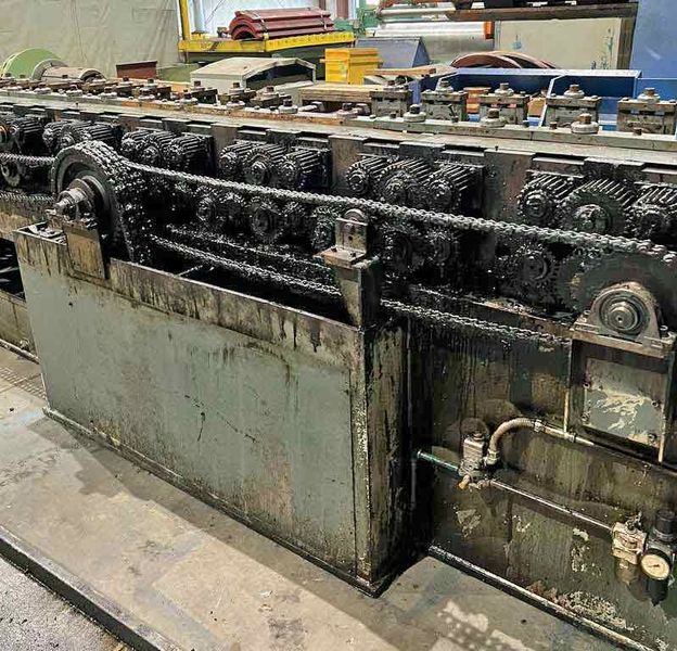 20 Stand 24.00" x 2.00" Dahlstrom Rollformer
