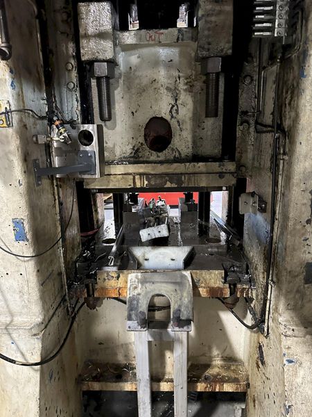 170/115 TON BLISS MODEL #4B DOUBLE ACTION TOGGLE PRESS: STOCK #20173
