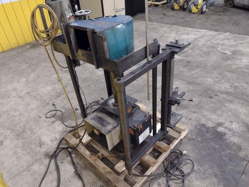 500 LB PANDJIRIS MODEL ALPHA 5-3 WELDING POSITIONER, 115 VOLT: STOCK #23360