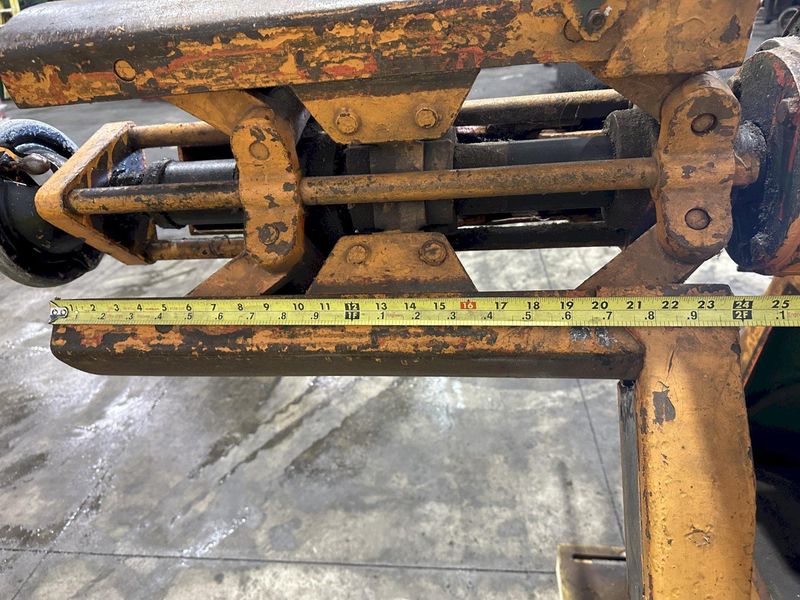 2500 LBS X 24" COOPER WEYMOUTH DOUBLE END PULL-OFF COIL REEL UNCOILER: STOCK #22620