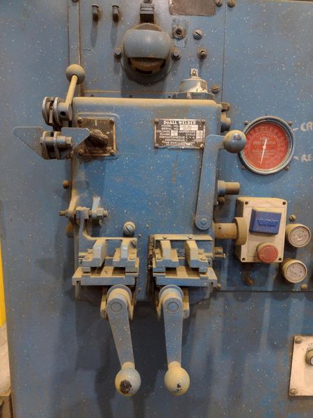 60" DOALL MODEL #60-3 DEEP THROAT VERTICAL CONTOUR BANDSAW: STOCK #23680