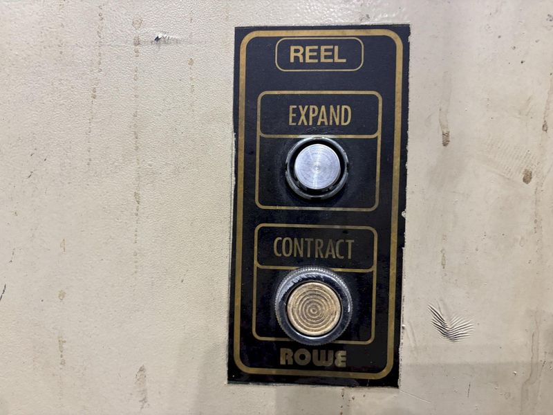 16,000 LBS X 30" X 84" OD ROWE MODEL #16030-DSV MOTORIZED COIL REEL UNCOILER: STOCK #22333