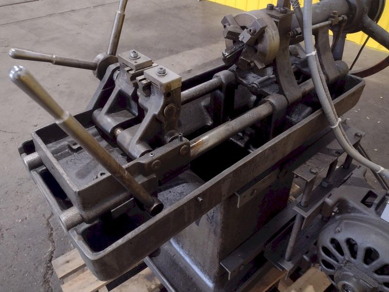1-1/4"  LANDIS PIPE END CHAMFER MACHINE: STOCK #19101