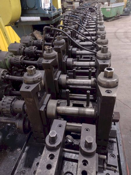 16 STAND X 1.5" X 6" VAN HUFFEL ROLLFORMER: STOCK #10499
