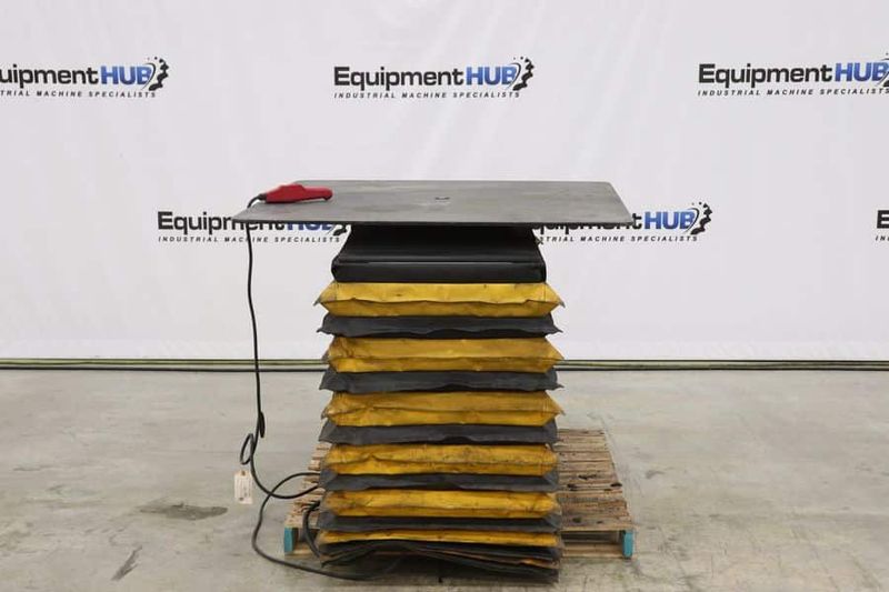 Autoquip  2500 lb. Capacity Hydraulic Lift Table