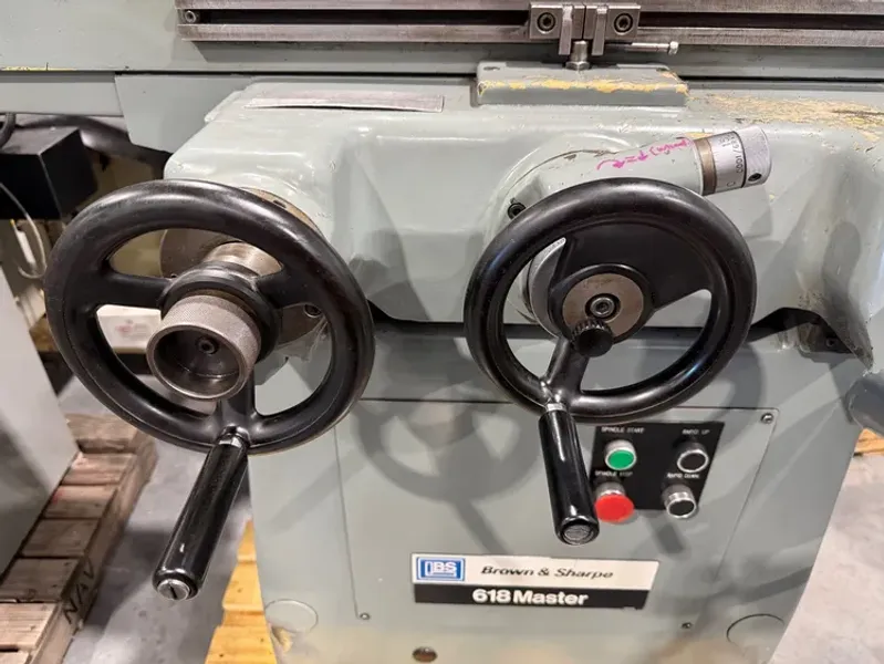 Brown & Sharpe 618 Master Surface Grinder 1984’ USA #8140