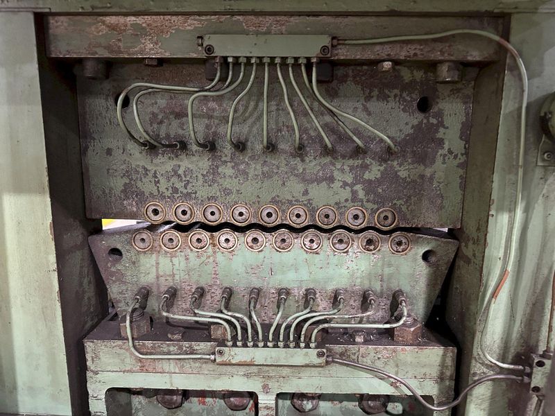 72" x .060" X 19 ROLL VOSS MODEL 84/1.156-19/13 CORRECTIVE COIL LEVELER: STOCK #22095