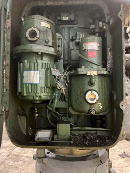 6' X 19" CARLTON HEAVY DUTY RADIAL DRILL: STOCK #11080