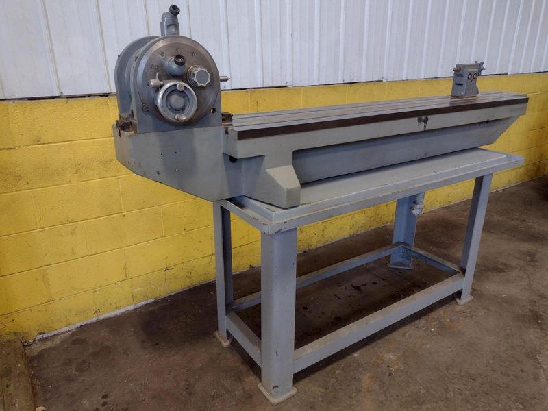 LEITZ OTICAL DIVIDING HEAD WITH TAILSTOCK, BED & STAND: STOCK 17369