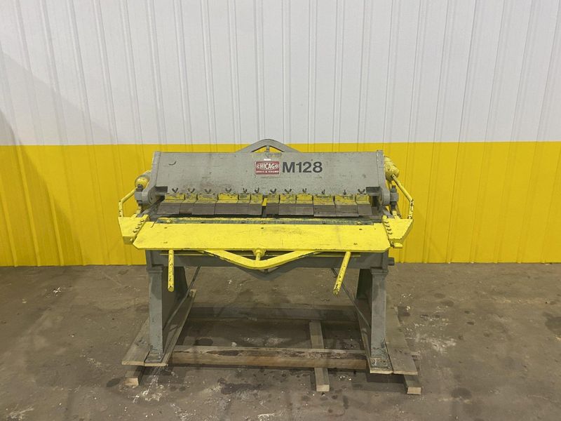 48" X 14 GA CHICAGO DREIS & KRUMP MODEL #BPO-414-6 BOX & PAN FINGER BRAKE: STOCK #19836