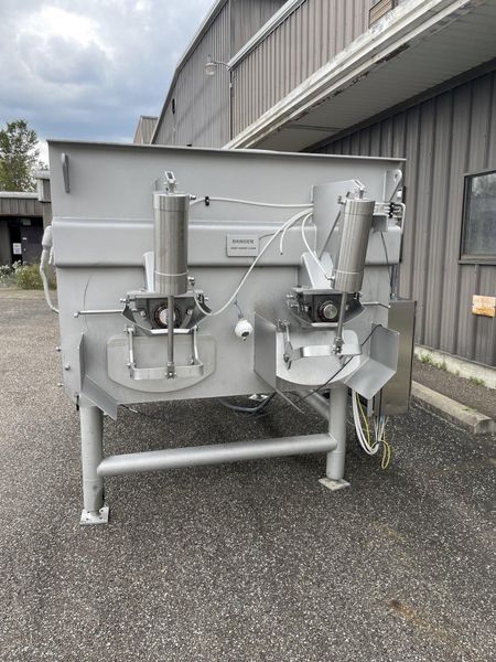Mepaco Model: 170  - 4000lb Capacity Mixer-Blender w/Dual Paddle Agitators