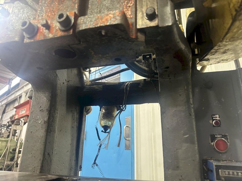 10 TON PERKINS MODEL #2A GAP BED FLYWHEEL PRESS: STOCK #77481
