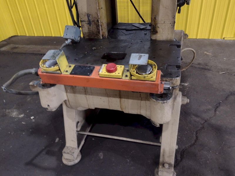 60 TON MINSTER MODEL #6 OBI STAMPING PRESS: STOCK #19176