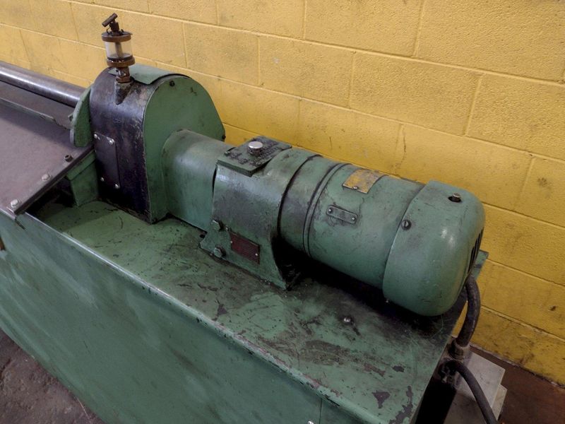 60" BROWN AND BOGGS MODEL 265 PIPE ROLLER AND CRIMPER: STOCK #17018