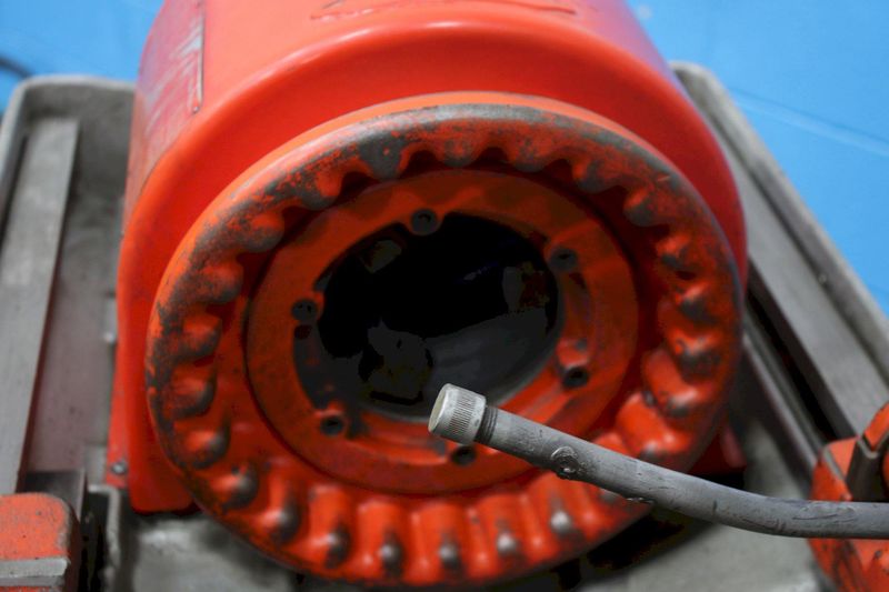4" RIDGID MODEL #444 PIPE & BOLT THREADER: STOCK 76018