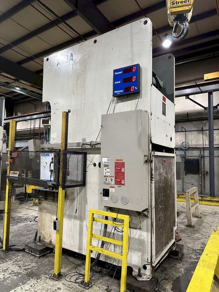 220 AIDA GAP FRAME STAMPING PRESS