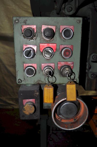 60 TON L AND J OBI PRESS