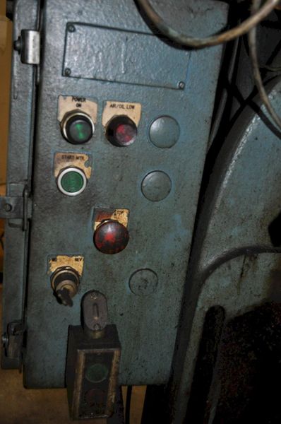 25 TON ROUSSELLE HORN PRESS