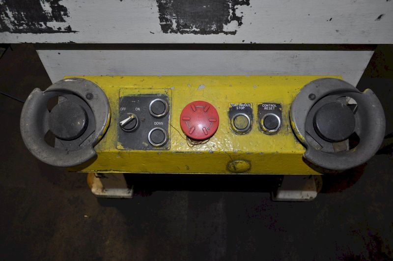 45 TON KOMATSU GAP FRAME PRESS