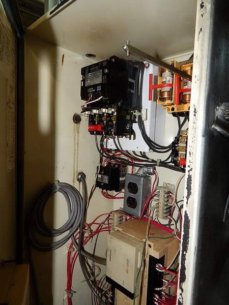 3-1/8" MODERN TUBE CUT OFF WITH RACK