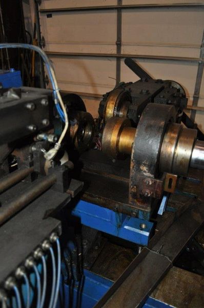 DENN CLL-350 BEADING AND TRIMMING MACHINE