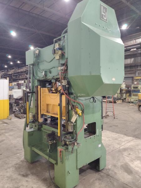 75 TON X 42" X 24" L&J MODEL #EM275 HIGH SPEED STRAIGHT SIDE STAMPING PRESS, 2.5" STROKE: STOCK