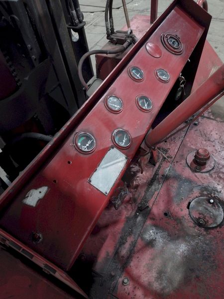 30,000 LB TAYLOR MODEL #TC22 OUTDOOR YARD FORK TRUCK: STOCK #18137