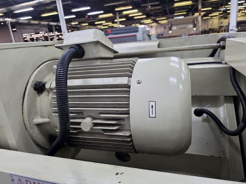 U.S. Industrial USHS625 6′ x 1/4″ Hydraulic Shear